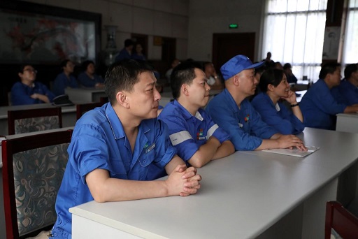 安彩高科開展紅色觀影活動(dòng)