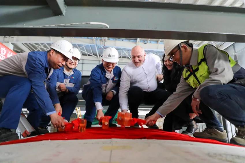 安彩藥玻項(xiàng)目2號(hào)窯爐順利封碹！